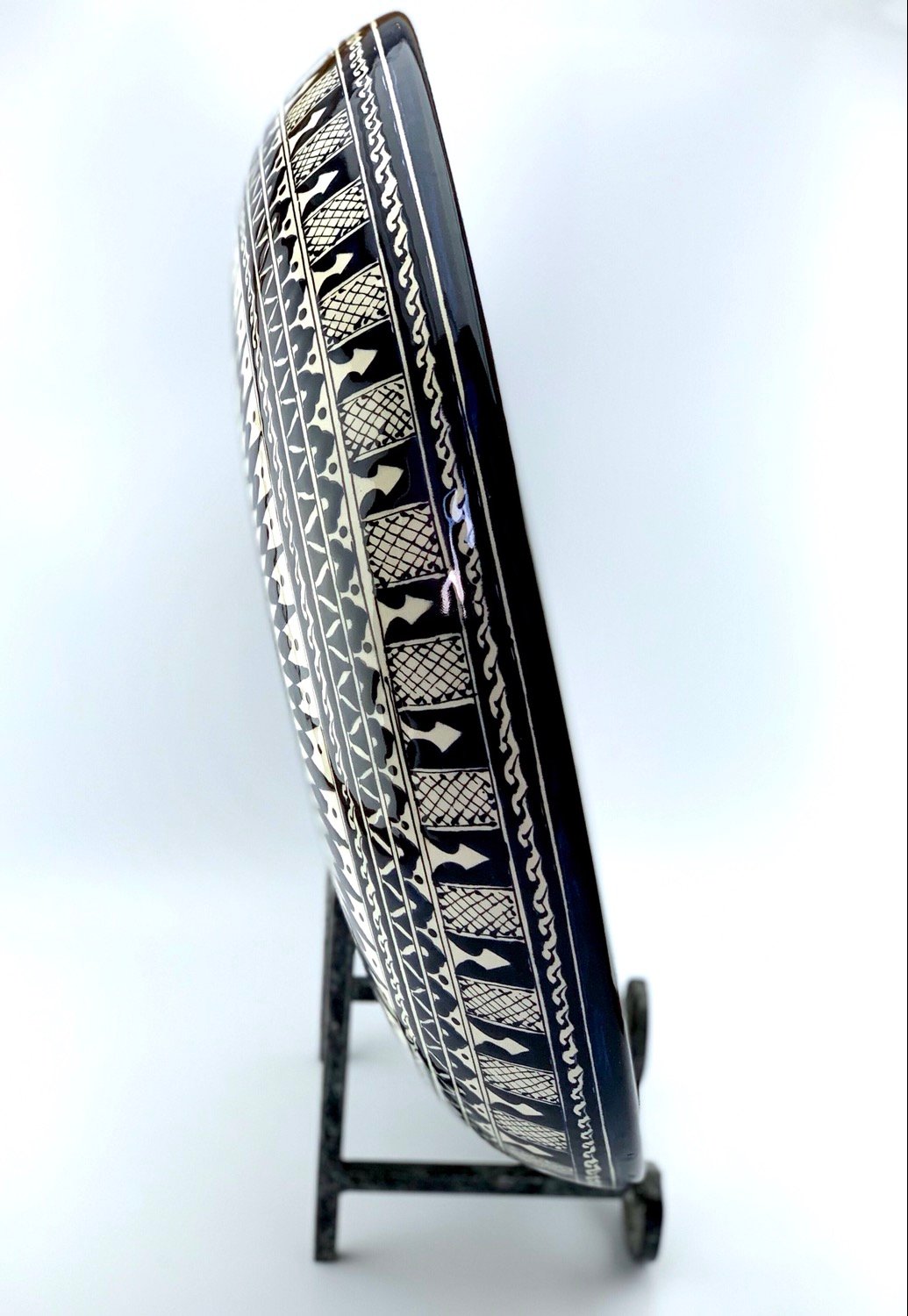 Black and white large bowl - Image 6