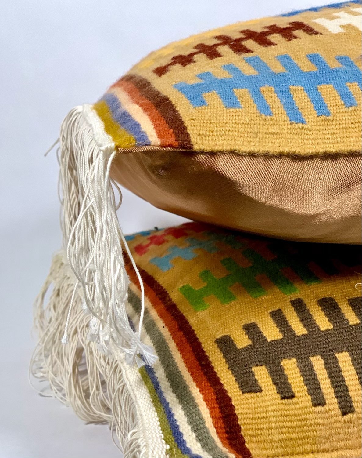 Kurdish Kilim Pillow set of 2 - Image 6