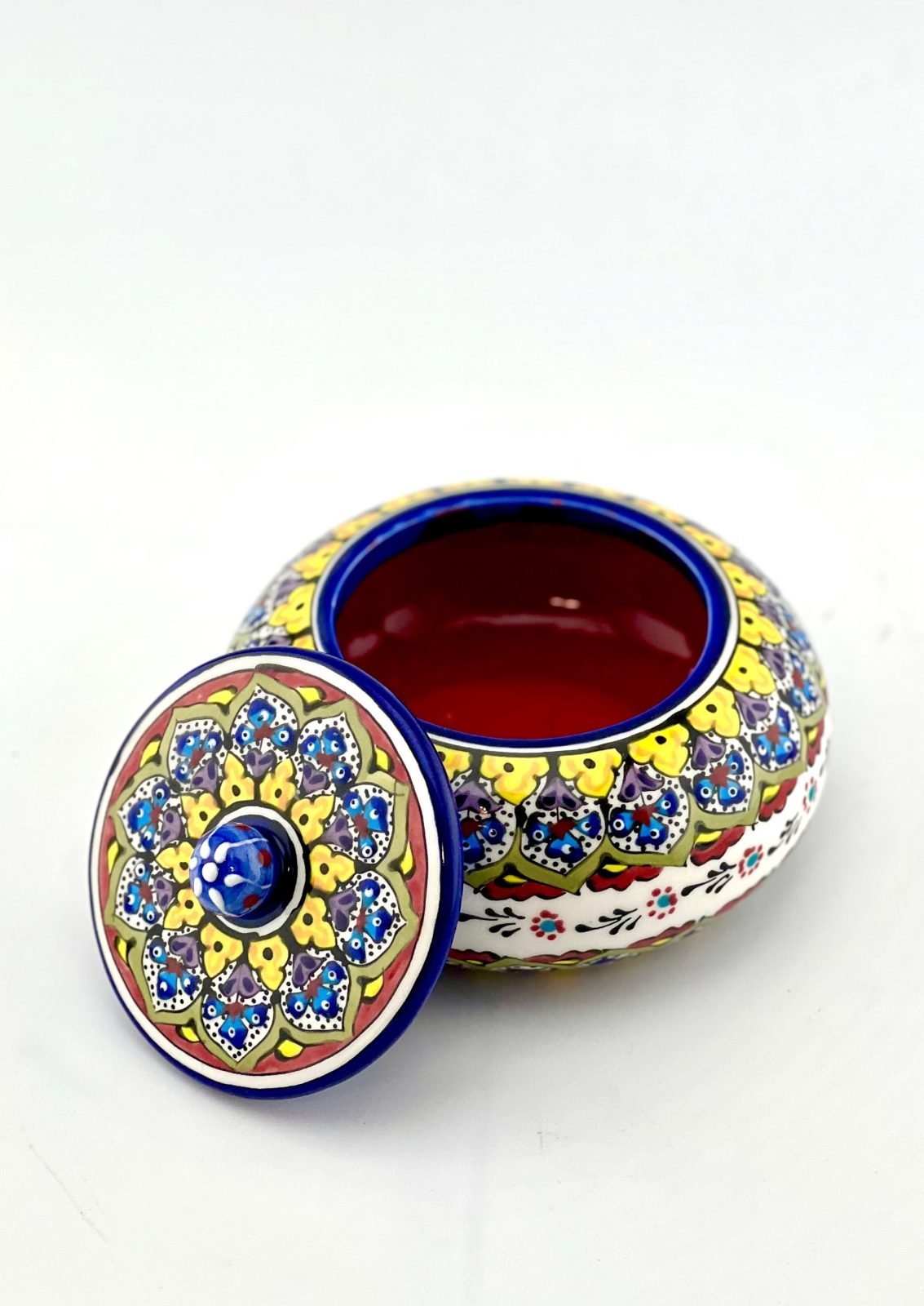 Jewelry box in garden design 2