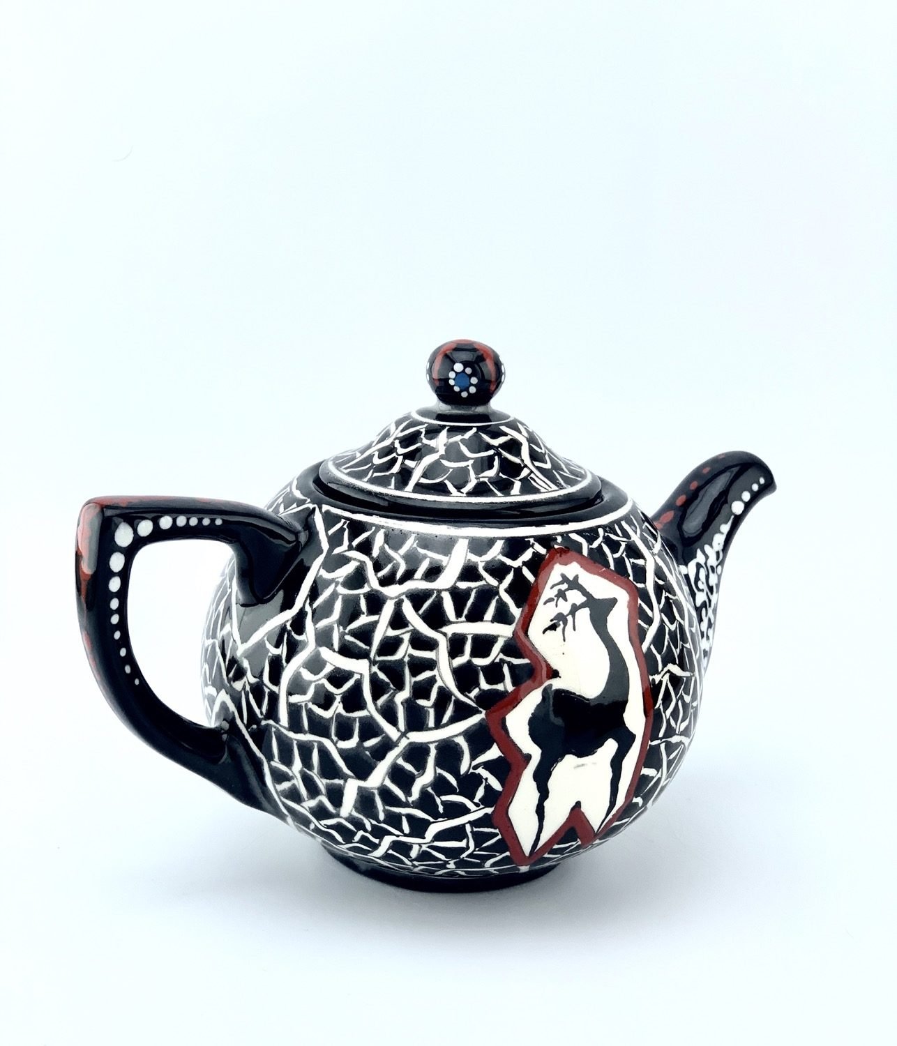 Tea pot