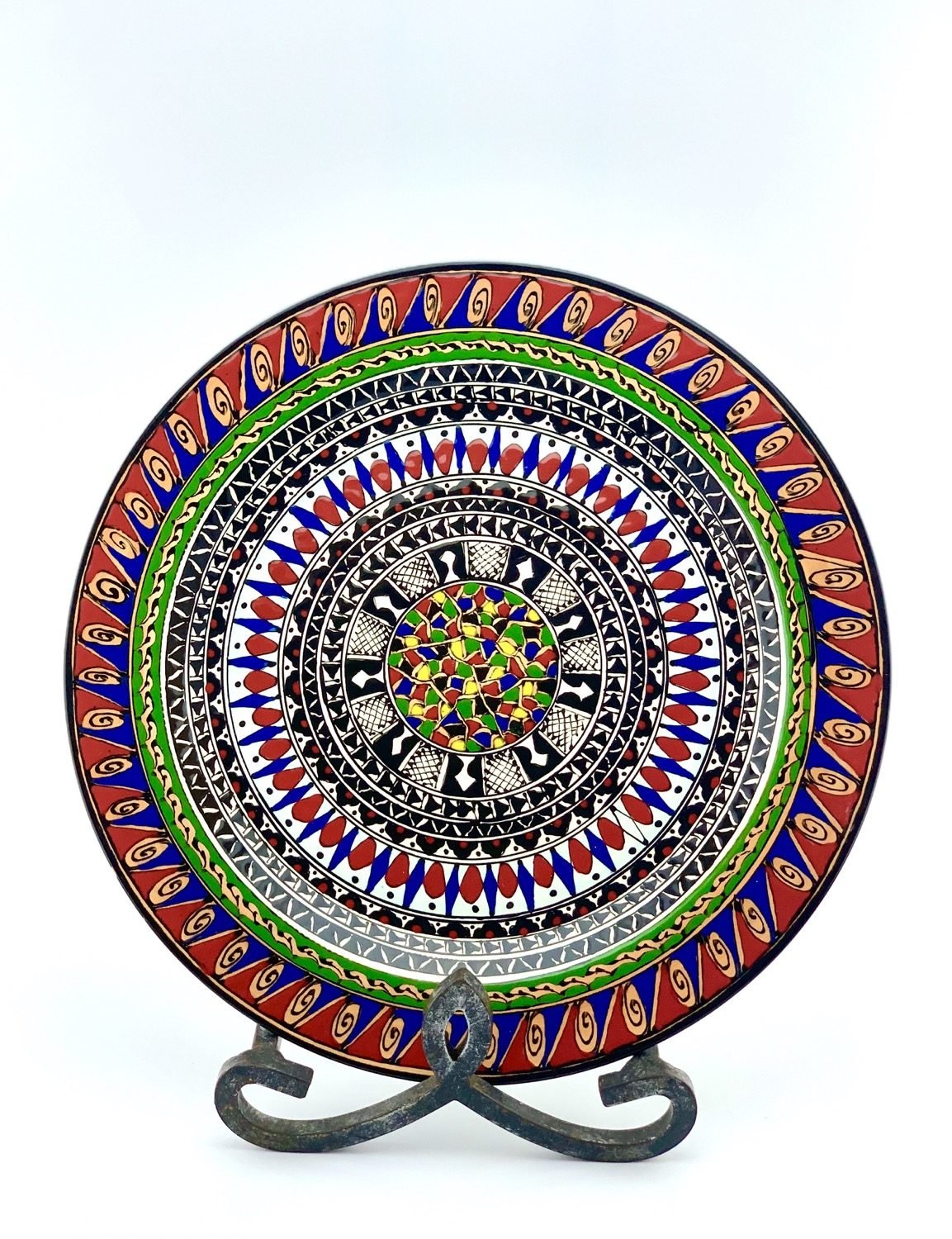 Historical designed 13” plate