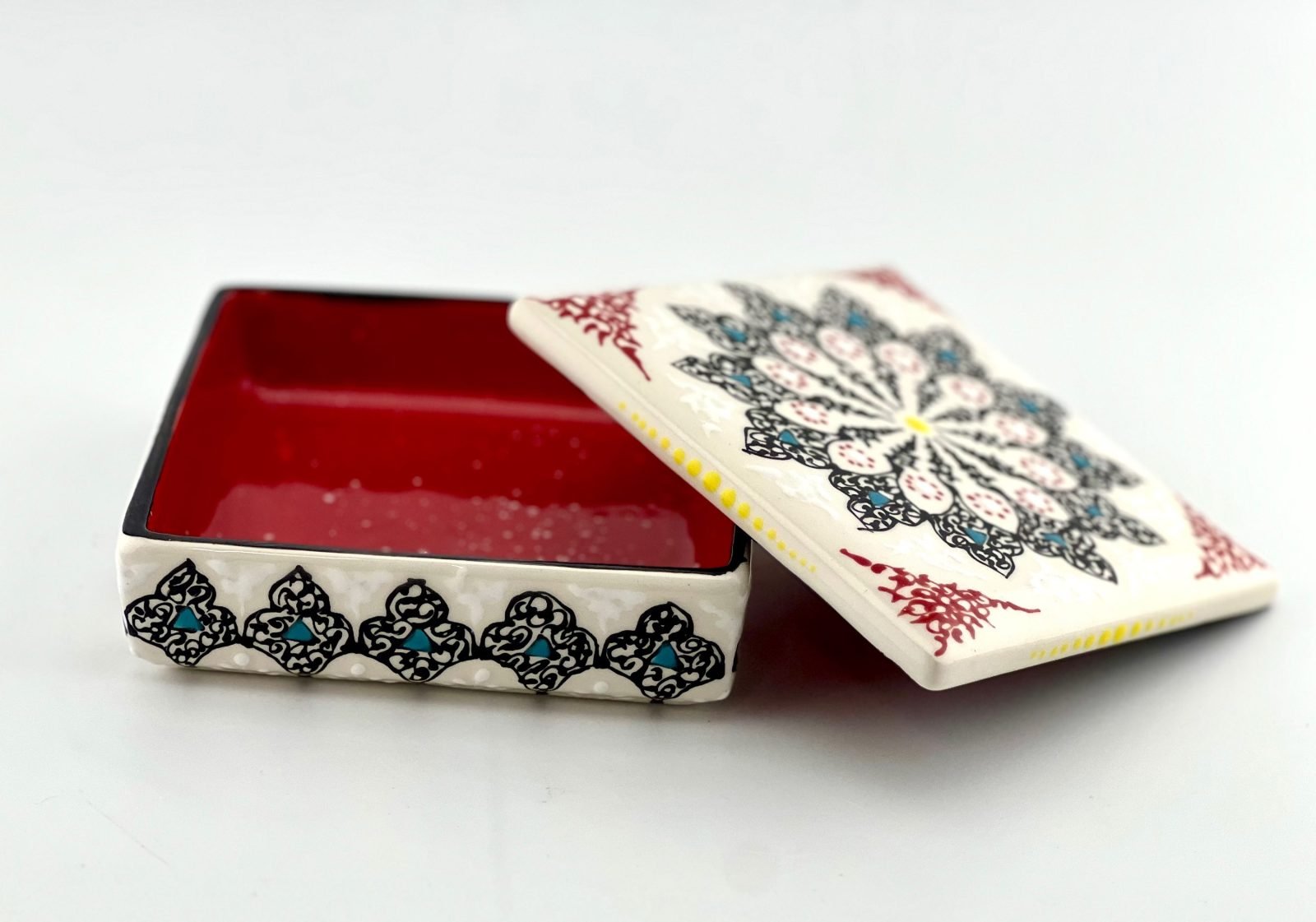 Square ceramic jewelry box